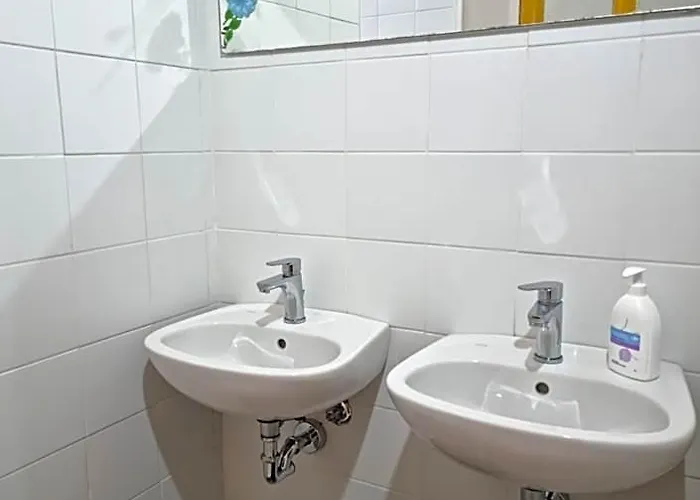 Хостел Sunshine Guest House Roma Рим